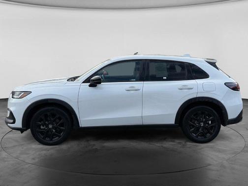 White 2024 Honda HR-V Sport