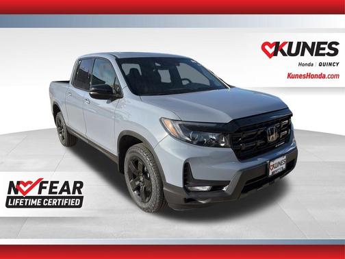 Sonic Gray Pearl 2026 Honda Ridgeline Black Edition