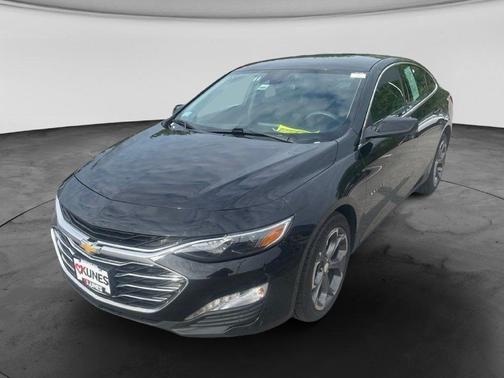 Mosaic Black Metallic 2024 Chevrolet Malibu LT