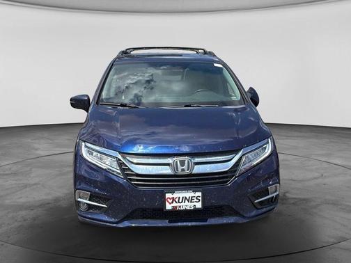 Blue 2018 Honda Odyssey Elite