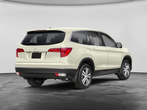 White Diamond Pearl 2018 Honda Pilot EX