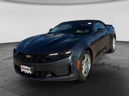 Shadow Gray Metallic 2023 Chevrolet Camaro 1LT