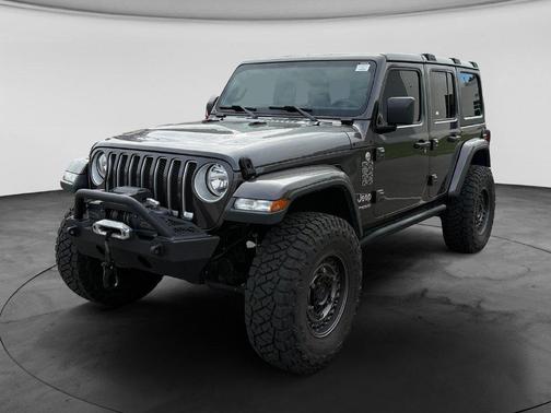 Granite Crystal Clearcoat Metallic 2020 Jeep Wrangler Unlimited Sahara