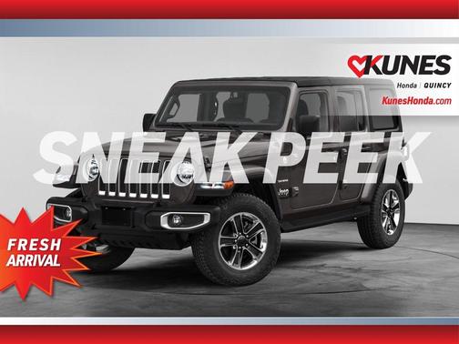 Granite Crystal Clearcoat Metallic 2020 Jeep Wrangler Unlimited Sahara