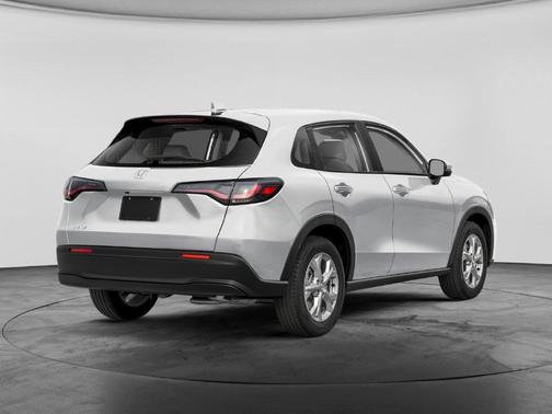 White 2025 Honda HR-V LX