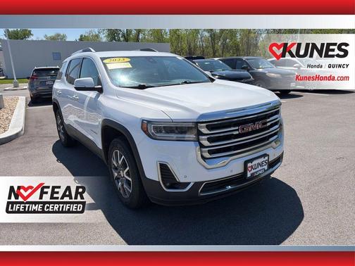 Summit White 2023 GMC Acadia SLT