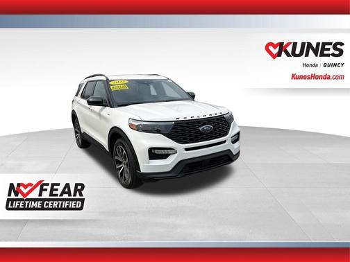 White 2022 Ford Explorer ST-Line