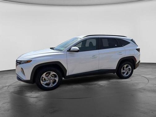 Quartz White 2022 Hyundai TUCSON SEL
