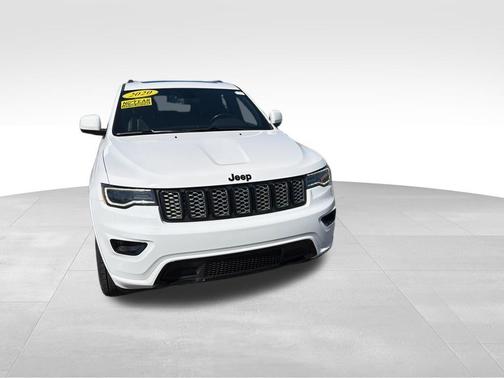 Bright White Clearcoat 2020 Jeep Grand Cherokee Altitude