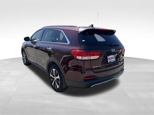 Sangria Red 2017 Kia Sorento EX