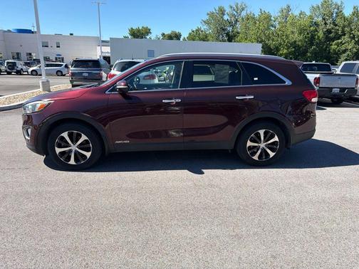 Sangria Red 2017 Kia Sorento EX