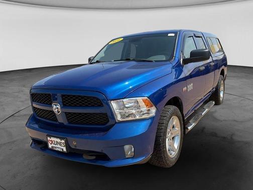 Blue Streak Pearlcoat 2017 RAM 1500 Express