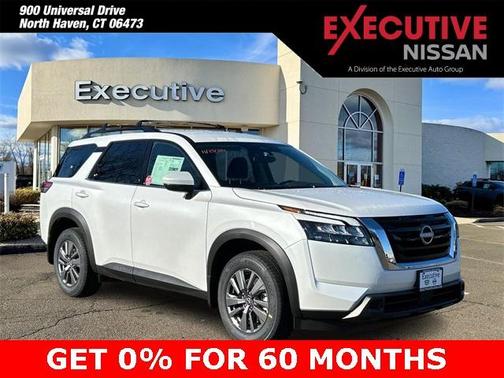 2025 Nissan Pathfinder SV