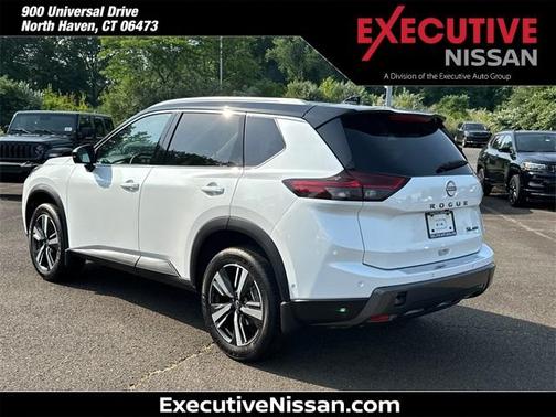 2025 Nissan Rogue SL