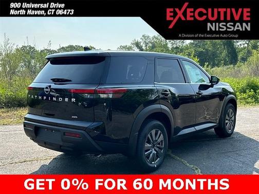 2025 Nissan Pathfinder S
