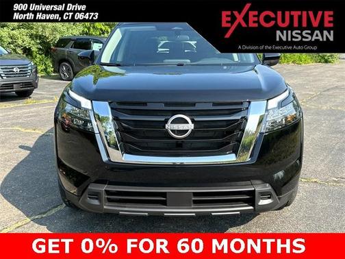 2025 Nissan Pathfinder S
