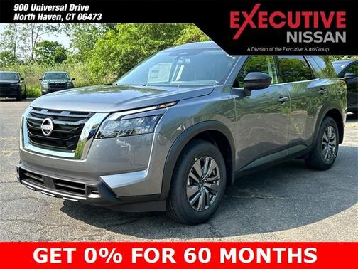 2025 Nissan Pathfinder S