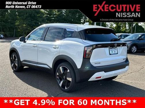 2025 Nissan Kicks SR