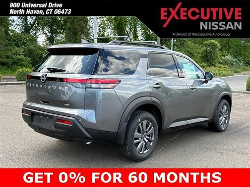2025 Nissan Pathfinder SV