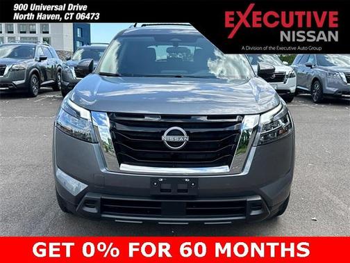 2025 Nissan Pathfinder SV