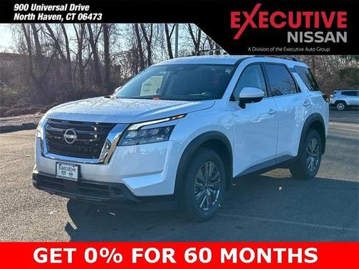 2025 Nissan Pathfinder SV