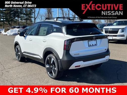 2025 Nissan Kicks SR