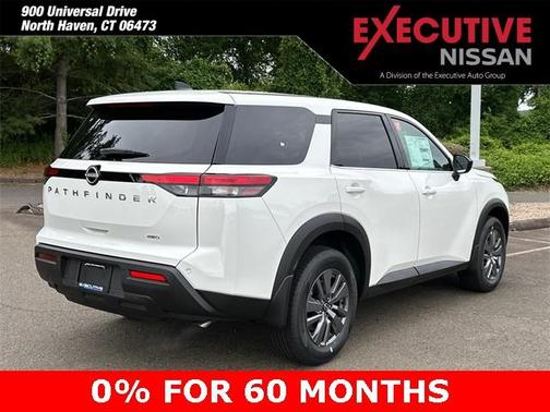 2025 Nissan Pathfinder S