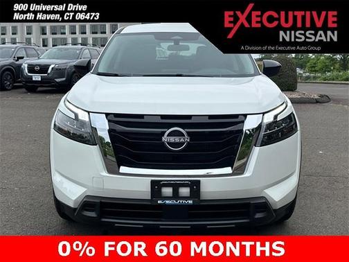 2025 Nissan Pathfinder S