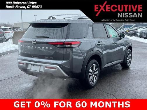 2025 Nissan Pathfinder SL