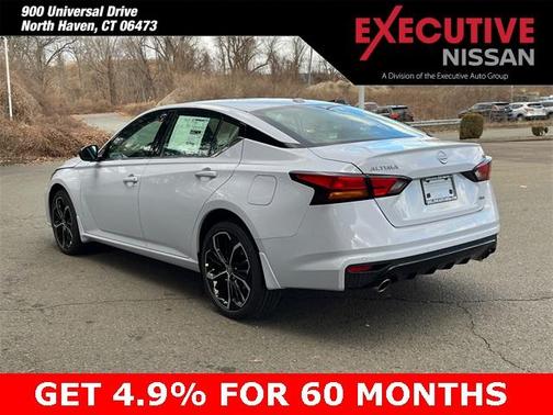 2025 Nissan Altima SR