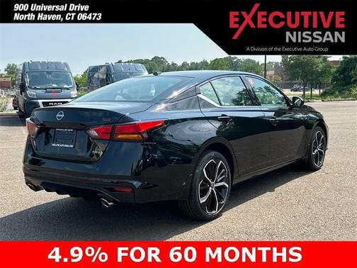 2025 Nissan Altima SR