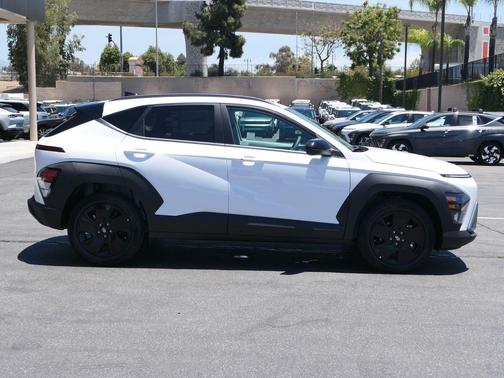 Atlas White 2026 Hyundai KONA SEL Sport