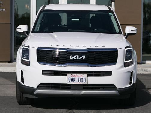 2022 Kia Telluride LX