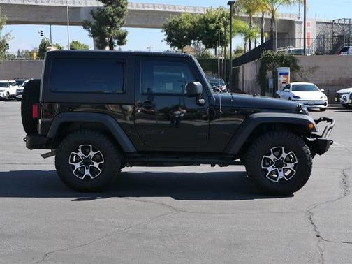 2016 Jeep Wrangler Sport