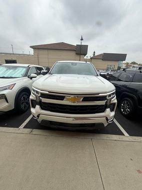 Summit White 2022 Chevrolet Silverado 1500 LT