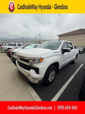 Summit White 2022 Chevrolet Silverado 1500 LT