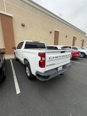 Summit White 2022 Chevrolet Silverado 1500 LT