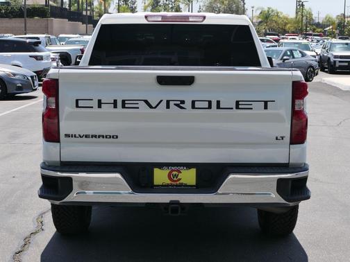 Summit White 2022 Chevrolet Silverado 1500 LT