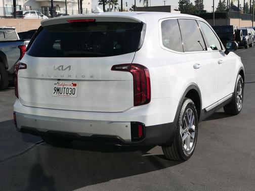 2024 Kia Telluride LX