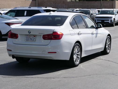 2017 BMW 320 i