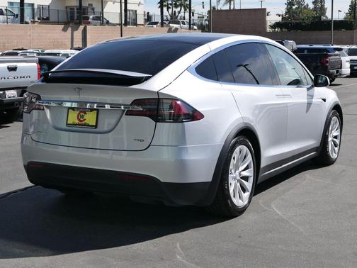 2018 Tesla Model X 75D