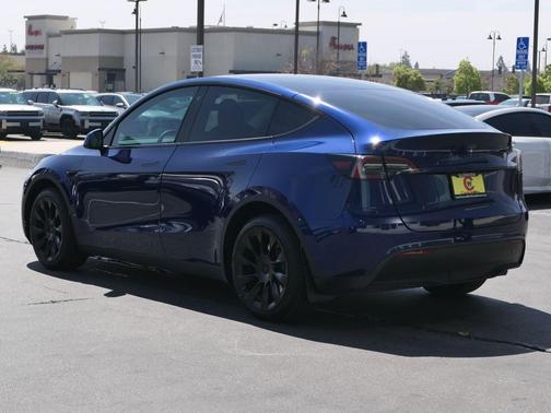 Deep Blue Metallic 2023 Tesla Model Y Long Range Dual Motor All-Wheel Drive