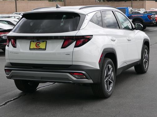 Serenity White Pearl 2026 Hyundai TUCSON SEL