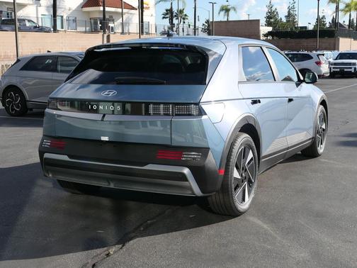 2026 Hyundai IONIQ 5 SEL