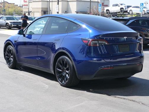 Deep Blue Metallic 2023 Tesla Model Y Long Range Dual Motor All-Wheel Drive