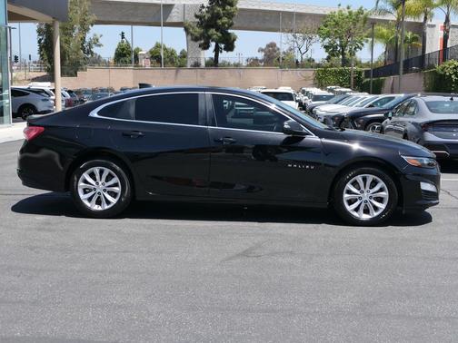 Black Metallic 2019 Chevrolet Malibu LT