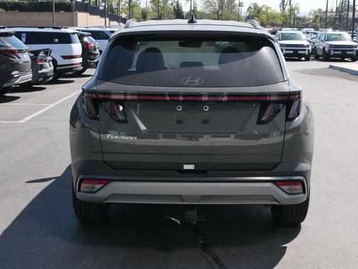 Hampton Gray 2026 Hyundai TUCSON SEL Premium