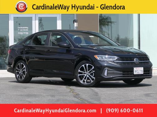 Deep Black 2023 Volkswagen Jetta 1.5T Sport