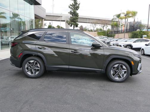 Rockwood Green 2026 Hyundai TUCSON SEL