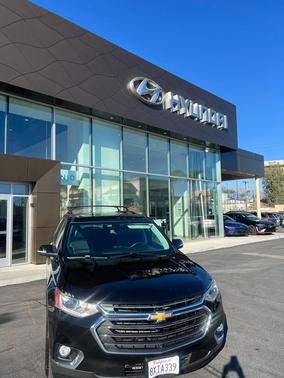 2021 Chevrolet Traverse LT Leather